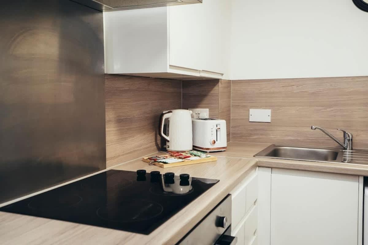 1Br City Centre Apt, Self Check In, Wifi, By Derbnb Sheffield Dış mekan fotoğraf