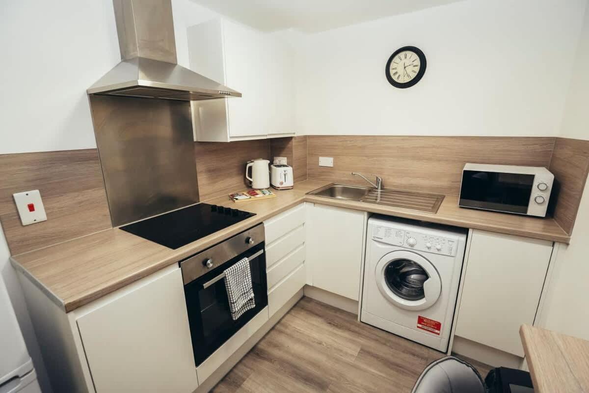 1Br City Centre Apt, Self Check In, Wifi, By Derbnb Sheffield Dış mekan fotoğraf