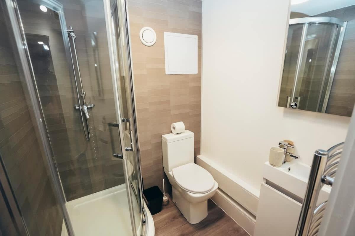 1Br City Centre Apt, Self Check In, Wifi, By Derbnb Sheffield Dış mekan fotoğraf
